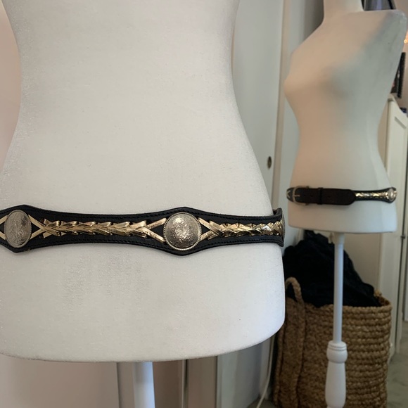 Vintage Conch Belt - Picture 3 of 5